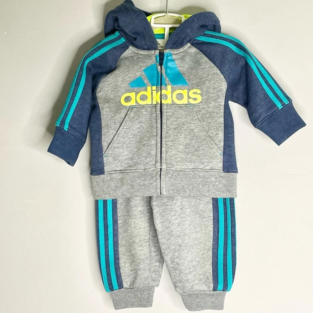 ADIDAS 2-Piece Hooded Tracksuit